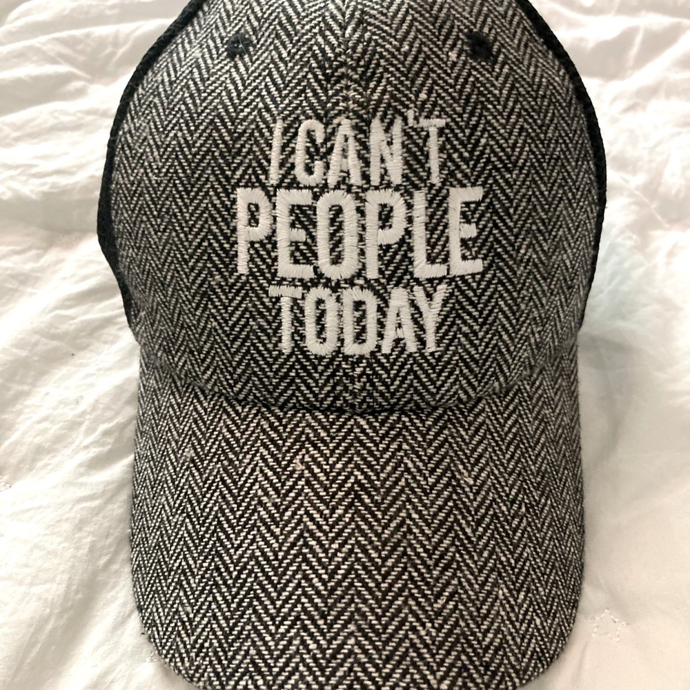 Women’s baseball hat.
